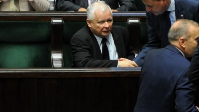 Sondaż dla „Faktu”: Polacy nie chcą, by Kaczyński zastąpił Szydło na stanowisku premiera