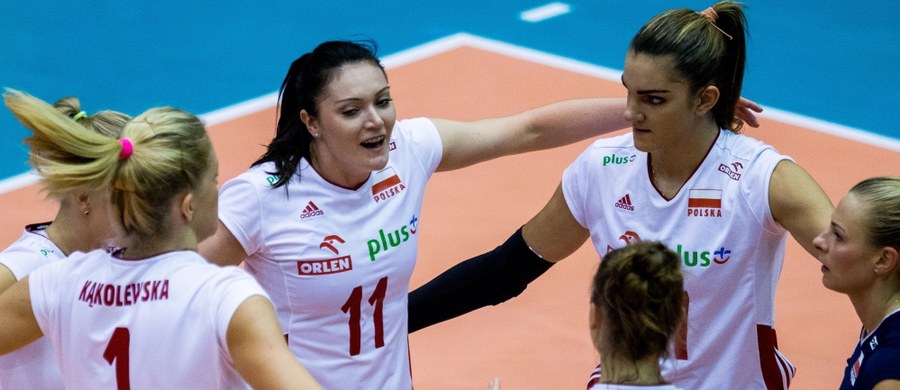 Polskie siatkarki pokonały w Bielsku-Białej Estonię 3:0 (25:19, 25:17, 25:17) w pierwszym spotkaniu drugiego turnieju kwalifikacyjnego do przyszłorocznych mistrzostw Europy i prowadzą w tabeli grupy C.