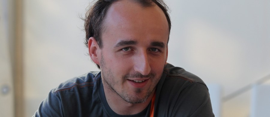 Trzecie miejsce zajął Robert Kubica w wyścigu Renault Sport Trophy na belgijskim torze Spa. Polak dzielił samochód z francuskim kierowcą. Wyścig trwał 70 minut plus jedno okrążenie.