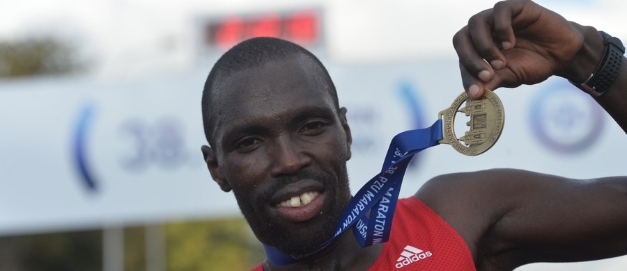 Kenijczyk Ezekial Omullo został zwycięzcą 38. PZU Maratonu Warszawskiego. Przebiegł w czasie 2:08.55 Jest pierwszym biegaczem w historii imprezy, który triumfował dwukrotnie z rzędu.
