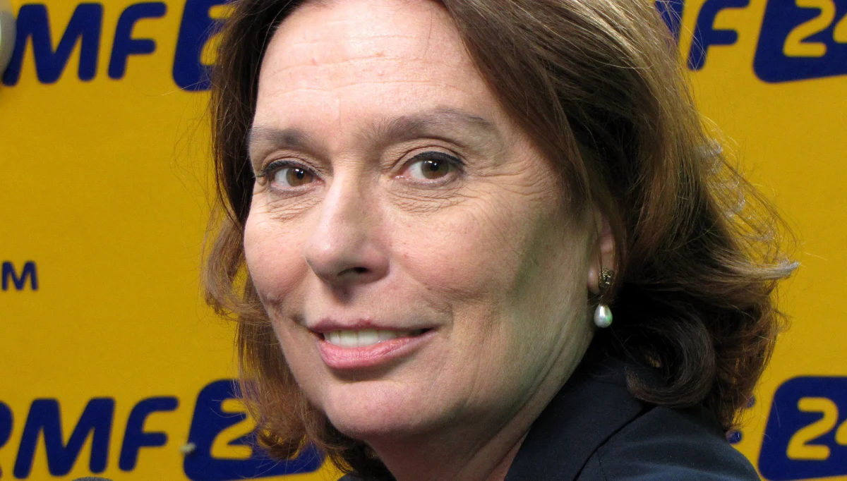 „My mamy odpowiedzialnego lidera” – mówiła w Popołudniowej Rozmowie RMF FM Małgorzata Kidawa-Błońska, odpowiadając na pytanie o Donalda Trumpa Platformy Obywatelskiej. Pytana o nowy program PO, wicemarszałek Sejmu określiła go jako „drogę” w kierunku tego, co w Polsce zmienić. Szczegóły? W niedzielę w czasie konwencji programowej zaprezentowany zostanie pakiet propozycji dla młodych. Poseł odniosła się też do sprawy #Misiewiczów. „Jeżeli Bartłomiej Misiewicz miałby doświadczenie, kompetencje, to nie byłoby problemu” – stwierdziła.