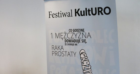 ​Połączą medycynę ze sztuką, żeby złamać urologiczne tabu. W najbliższy weekend w Krakowie odbędzie się festiwal KultUro, podczas którego lekarze i artyści będą namawiać do profilaktyki schorzeń układu moczowego. Jednym ze sposobów na to ma być występ kapeli rockowej, która składa się właśnie... z lekarzy urologów.