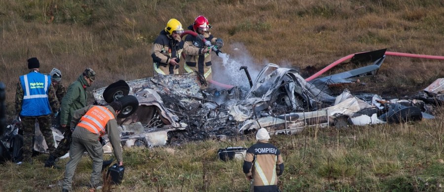 Szwajcarski wojskowy śmigłowiec Super Puma rozbił się w środę nad Przełęczą Świętego Gotarda. Obaj jego piloci zginęli, a ciężko ranny trzeci członek załogi został przewieziony do szpitala - poinformował dowódca sił powietrznych Szwajcarii Aldo Schellenberg.