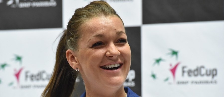 Agnieszka Radwańska, walcząca wciąż o prawo gry w kończącej sezon imprezie masters - WTA Finals, awansowała z czwartego na trzecie miejsce w najnowszym notowaniu światowego rankingu tenisistek. Liderką nadal jest Niemka polskiego pochodzenia Angelique Kerber.