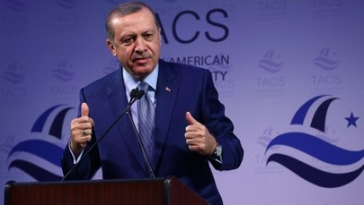 Niemiecki satyryk nie odpowie za krytyczny wiersz o prezydencie Turcji