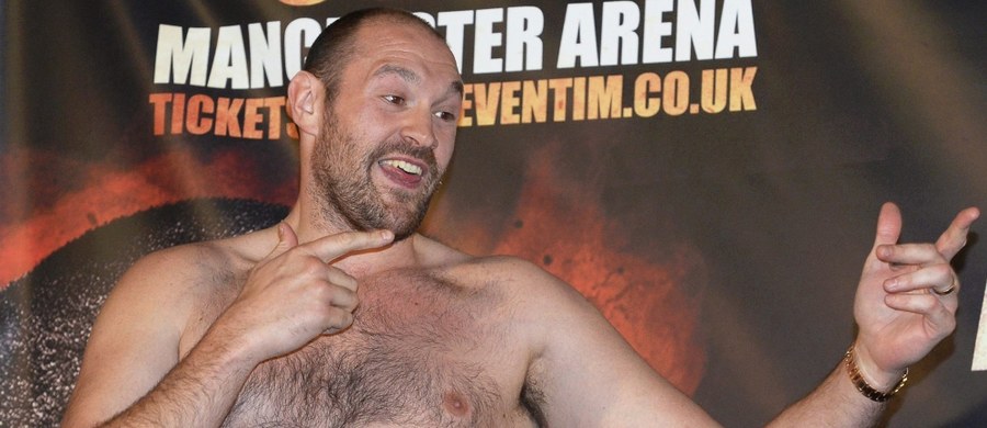 Brytyjski pięściarz Tyson Fury ujawnił, że cierpi na depresję i próbował radzić sobie z nią, pijąc i biorąc kokainę. "Piłem od poniedziałku do niedzieli. Nie radzę sobie z tym (depresją) i pomagało mi jedynie upicie się" - powiedział 28-letni mistrz świata na łamach magazynu "Rolling Stone". Jak dodał, w ciągu ostatnich sześciu miesięcy brał kokainę przy wielu różnych okazjach.