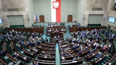 Burzliwa sejmowa debata nad sprawozdaniem komisji ws. projektu dotyczącego aborcji