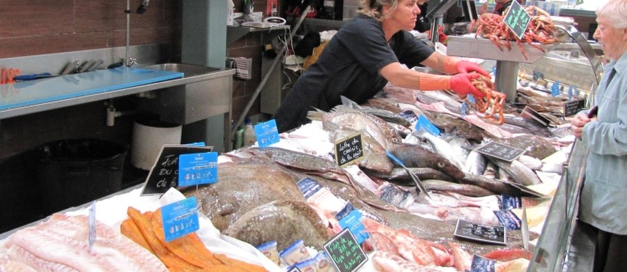 Ministerstwo Finansów straciło zapał do przygotowania nowej wersji daniny, jaką miałyby płacić sklepy - informuje "Dziennik Gazeta Prawna".