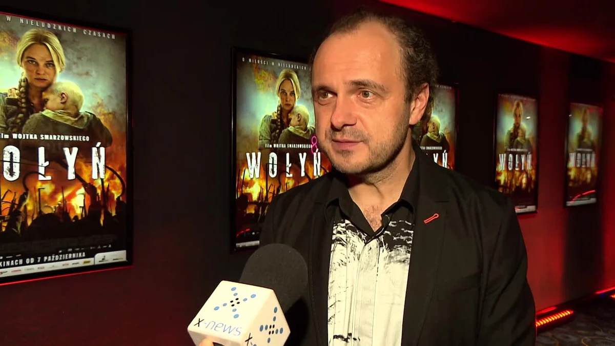 Arkadiusz Jakubik gra jedną z głównych ról w najnowszym filmie Wojciecha Smarzowskiego "Wołyń". Aktor zagrał już w kilku produkcjach tego reżysera i nazywany jest jednym z "aktorów Smarzowskiego". Jak czuje się z taką łatką? Jak pracuje się z Wojciechem Smarzowskim? Film "Wołyń" wchodzi na ekrany kin 7 października. 