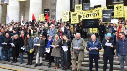 "Nie oddamy wam kultury". Artyści protestowali w Warszawie