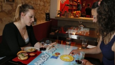 Savoir-vivre: Jak wyrazić niezadowolenie w restauracji
