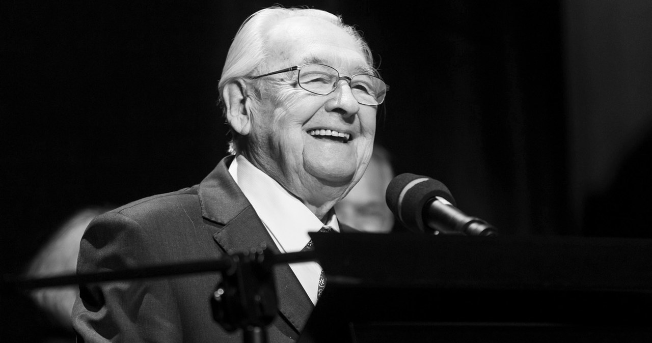 Andrzej Wajda nie żyje. Wybitny polski reżyser, współtwórca polskiej szkoły filmowej, laureat Oscara zmarł w niedzielę, 9 października, wieczorem. Miał 90 lat.