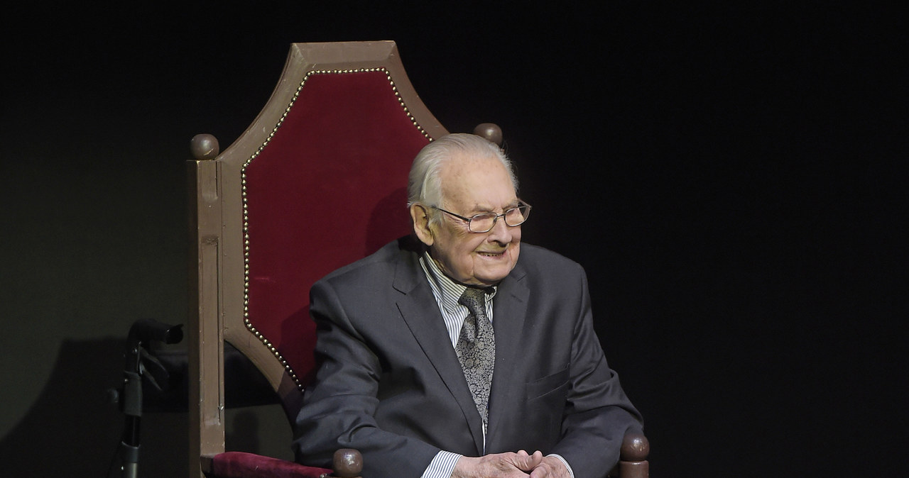 Andrzej Wajda, który zmarł w niedzielę, 9 października, w wieku 90 lat, oczekiwany był w Rzymie na rozpoczynającym się w czwartek festiwalu filmowym. Na tej wielkiej międzynarodowej imprezie odbędzie się projekcja ostatniego filmu reżysera "Powidoki".