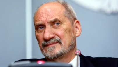 Antoni Macierewicz: Jeszcze w tym roku śmigłowce Black Hawk trafią do sił specjalnych