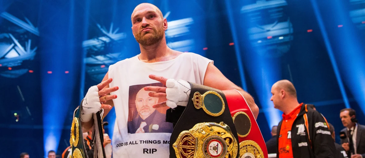 Brytyjski bokser Tyson Fury pożegnał się z pasami mistrza świata wagi ciężkiej federacji WBA i WBO. To po tym, jak w jego organizmie wykryto kokainę. Pytanie, kto powalczy teraz o tytuł mistrza świata. Możliwa jest walka Władimira Kliczki z Anthonym Joshuą.