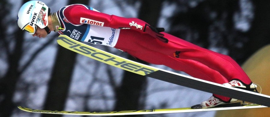 Siedmiu Polaków, w tym dwukrotny mistrz olimpijski Kamil Stoch oraz triumfator Letniej Grand Prix Maciej Kot, wystąpią w pierwszych zawodach Pucharu Świata w skokach narciarskich w fińskim Kuusamo. Inauguracja sezonu odbędzie się za nieco ponad miesiąc.