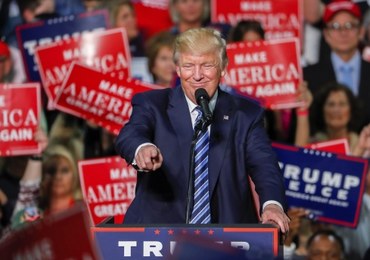 Trump wzywa Clinton, by poddała się... testom dopingowym