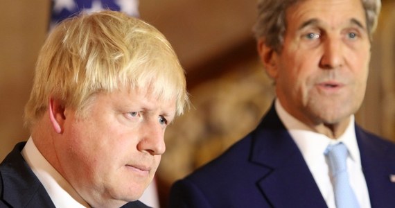 Stany Zjednoczone i Wielka Brytania wezwały do natychmiastowego i bezwarunkowego zawieszenia broni w Jemenie. Chodzi o jak najszybsze zakończenie wojny między wspieranymi przez Iran rebeliantami Huti a rządem popieranym przez kraje arabskie. Sekretarz stanu USA John Kerry i szef brytyjskiej dyplomacji Boris Johnson przedstawili swoje stanowisko po spotkaniu w Londynie.