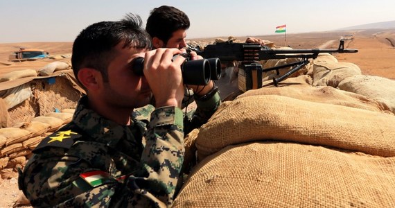 Irackie siły osiągają cele i przed czasem realizują plan w pierwszym dniu ofensywy mającej na celu przejęcie Mosulu na północy Iraku z rąk Państwa Islamskiego (IS) - poinformowało ministerstwo obrony USA. Amerykański personel stoi za liniami frontu w bitwie o odbicie Mosulu i pełni w niej rolę doradczą. 