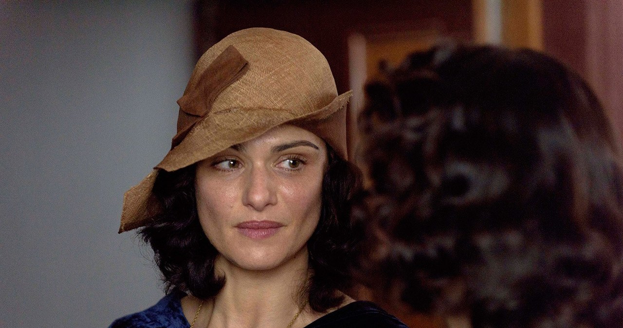 Rachel Weisz, laureatka Oscara za najlepszą drugoplanową rolę kobiecą w filmie "Wierny ogrodnik", w listopadzie pojawi się w "Świetle między oceanami" w roli matki, która nie spodziewa się, że jeszcze kiedykolwiek w życiu zobaczy swoje dziecko... 