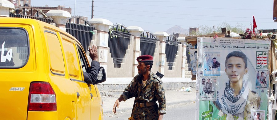 Zgodnie z poniedziałkowymi zapowiedziami w Jemenie zaczął obowiązywać 72-godzinny rozejm między wojskami rządowymi i rebeliantami Huti. Niewykluczone, że zostanie on przedłużony.