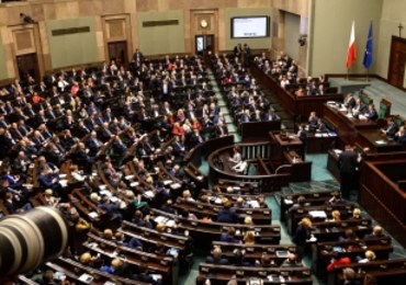 Powstanie Krajowa Administracja Skarbowa. Przeciwni jej utworzeniu byli m.in celnicy