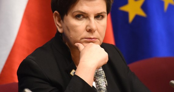 "Zakup odpowiednich samolotów dla najważniejszych osób w państwie był koniecznością. Wreszcie do tego doszło" – podkreśliła premier Beata Szydło komentując informacje wiceszefa MON Bartosza Kownackiego, że Ministerstwo Obrony Narodowej wybrało mały samolot dla VIP-ów. Niezbędne wymogi postępowania spełnia maszyna Gulfstream G-550.