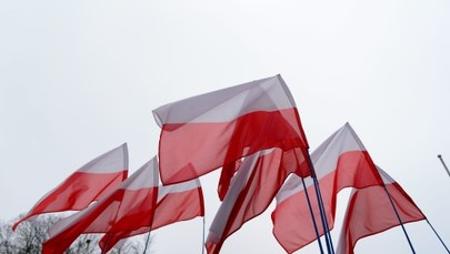Sondaż: Ponad połowa Polaków uważa, że sprawy w kraju idą w złym kierunku