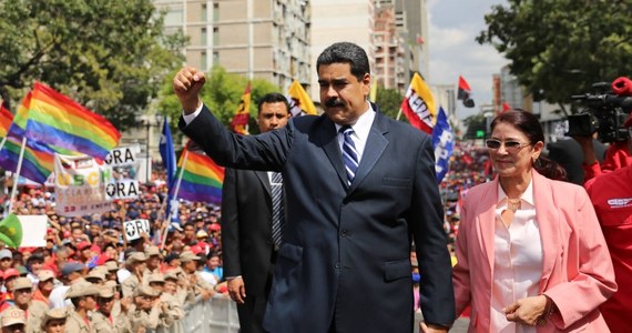 Przedsiębiorstwa, które na apel opozycji wezmą udział w zaplanowanym na dziś strajku generalnym w Wenezueli, zostaną upaństwowione - ostrzegł prezydent Wenezueli. Opozycja protestuje przeciwko zablokowaniu referendum w sprawie odwołania Nicolasa Maduro.