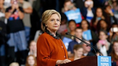 Kłopoty Hillary Clinton tuż przed wyborami: FBI wznawia śledztwo ws. jej maili
