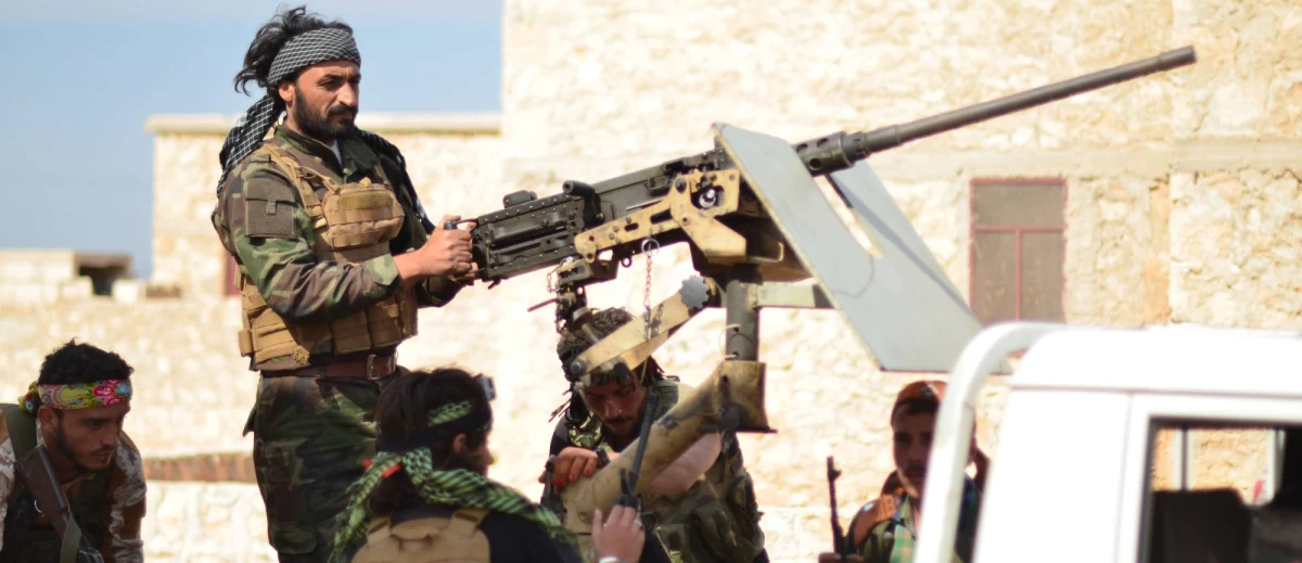 Rosyjskie ministerstwo obrony ogłosiło w środę, że w piątek od godziny 9 do 19 w Aleppo na północnym zachodzie Syrii będzie obowiązywać "humanitarne" zawieszenie broni. Decyzję w tej sprawie podjął prezydent Rosji Władimir Putin - dodano.