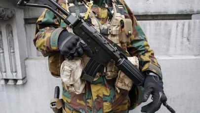 Broń terrorystów z Paryża i Brukseli wciąż jest w Belgii. Służby nie mogą jej znaleźć
