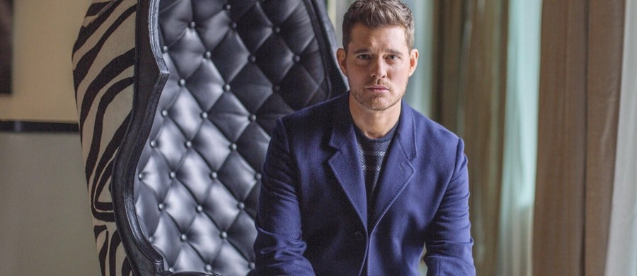 Kanadyjski piosenkarz Michael Bublé podzielił się z fanami dramatyczną informacją. Gwiazdor poinformował, że zawiesza karierę, bo jego 3-letni syn ma raka. 