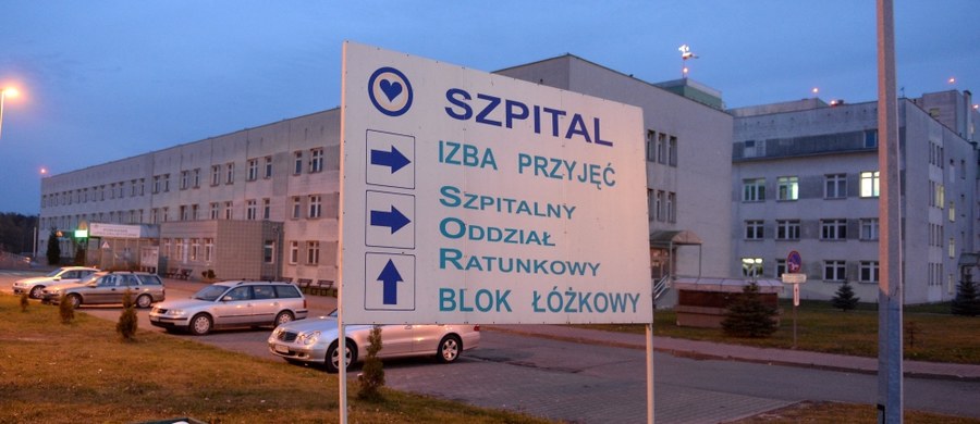 Wojewódzki konsultant ds. ginekologii i położnictwa zakończył kontrolę w starachowickim szpitalu, gdzie według doniesień RMF FM kobieta urodziła na podłodze jednej z sal martwe dziecko. Raport jeszcze w niedzielę przekaże do resortu zdrowia.