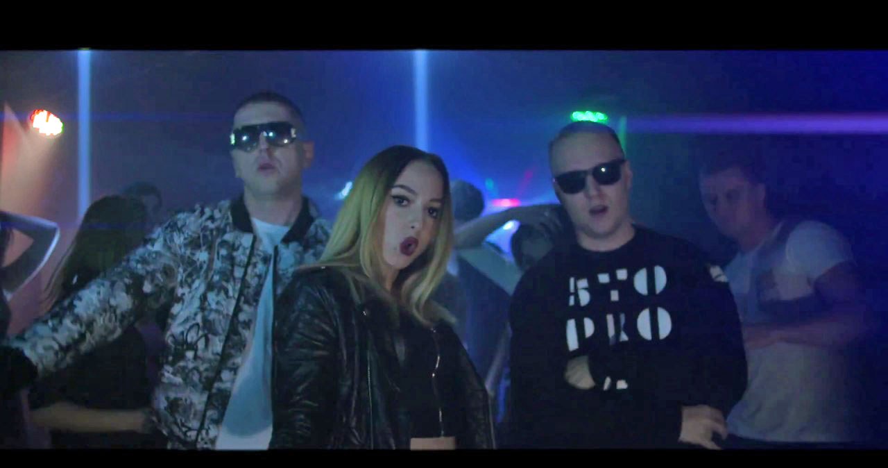 Solar Polski Rapper Solar/Białas o imprezujących nastolatkach (klip