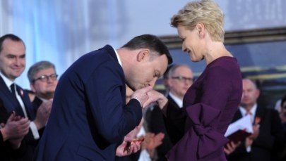 Prezydent wręczył nominację generalską dla płk. Kuklińskiego. Odznaczył też Małgorzatę Kożuchowską