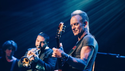 Koncert Stinga w paryskiej sali koncertowej Bataclan