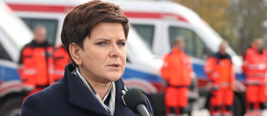 Dokładnie rok temu Beata Szydło zaczęła tworzyć swój rząd. Prezydent powierzył jej tę misję 13 listopada 2015 roku. Gabinet PiS zaczął pracować kilka dni później. Między innymi o tym będą rozmawiać w tym tygodniu politycy. O czym jeszcze? 