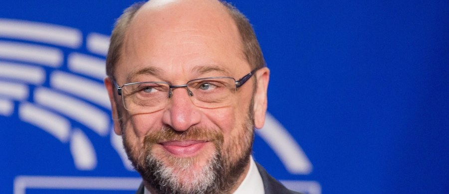 Przewodniczący Parlamentu Europejskiego Martin Schulz chce nie tylko zostać następcą Franka-Waltera Steinmeiera na stanowisku szefa MSZ, ale domaga się też nominacji na kandydata SPD na urząd kanclerza - podał dziennik "Frankfurter Allgemeine Zeitung".