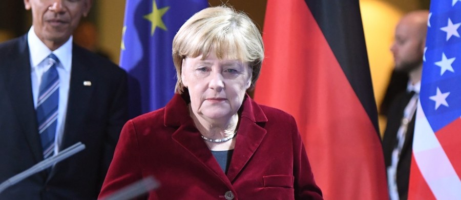 Kanclerz Niemiec Angela Merkel jest jedynym politykiem, który może stawić czoło Donaldowi Trumpowi i zapobiec rozpadowi Zachodu - pisze Alan Posener w niedzielnym wydaniu "Die Welt". Merkel ma dziś ogłosić, czy będzie się ubiegać o reelekcję. 
