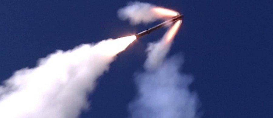 Rosja przerzuciła do obwodu kaliningradzkiego dywizjon rakietowych zestawów Bastion, który teraz oficjalnie jest oddziałem Floty Bałtyckiej. Jak podaje agencja Interfax rosyjskie rakiety zablokują każdy statek i okręt próbujący przepłynąć Cieśniny Duńskie i są w stanie zniszczyć wszystkie potencjalne cele na terytorium Polski. 