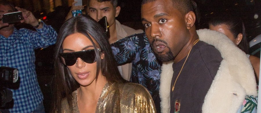 Amerykański gwiazdor rapu Kanye West został w nocy odwieziony do szpitala psychiatrycznego w Los Angeles. Ratownicy medyczni musieli mu założyć kajdanki. 