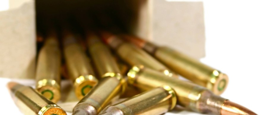 Białoruska Cerkiew Prawosławna ukarała zakazem sprawowania posługi duchownego zatrzymanego za nielegalny obrót amunicją. Według niezależnych mediów Konstantin Burykin był powiązany z organizacjami prorosyjskimi i neofaszystowskimi. 