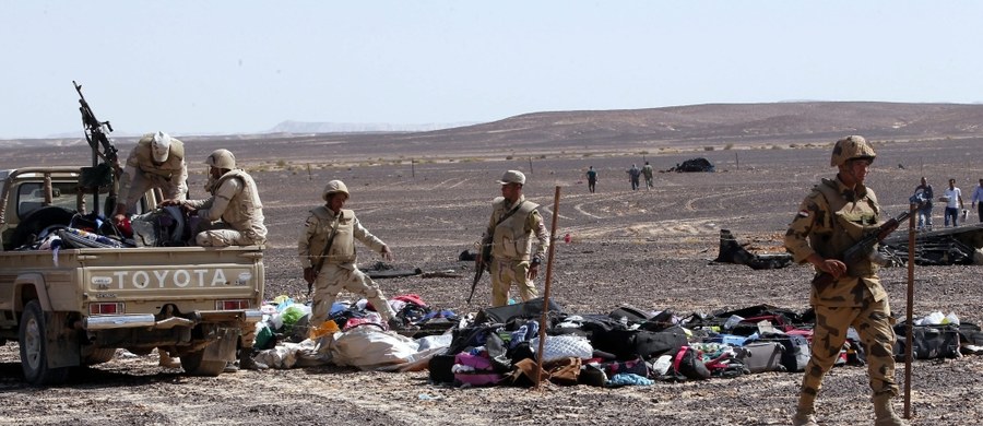 ​W wyniku wybuchu samochodu-pułapki oraz wymiany ognia z napastnikami w pobliżu miasta Al-Arisz w prowincji Synaj Północny zginęło 8 żołnierzy armii egipskiej - podał rzecznik resortu obrony.