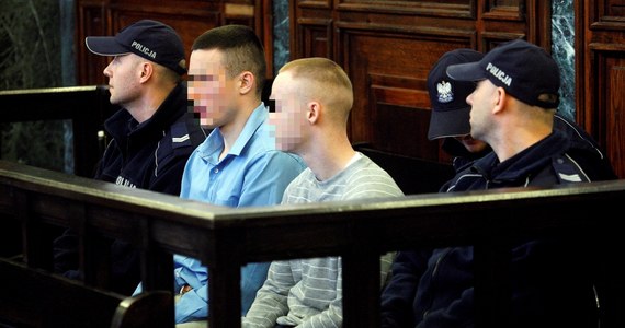25, 15 i 12 lat więzienia - takie kary utrzymał Sąd Apelacyjny w Białymstoku, w procesie trzech młodych mężczyzn oskarżonych o zabójstwo 27-letniej kobiety w Sokółce. Orzeczenie jest prawomocne.