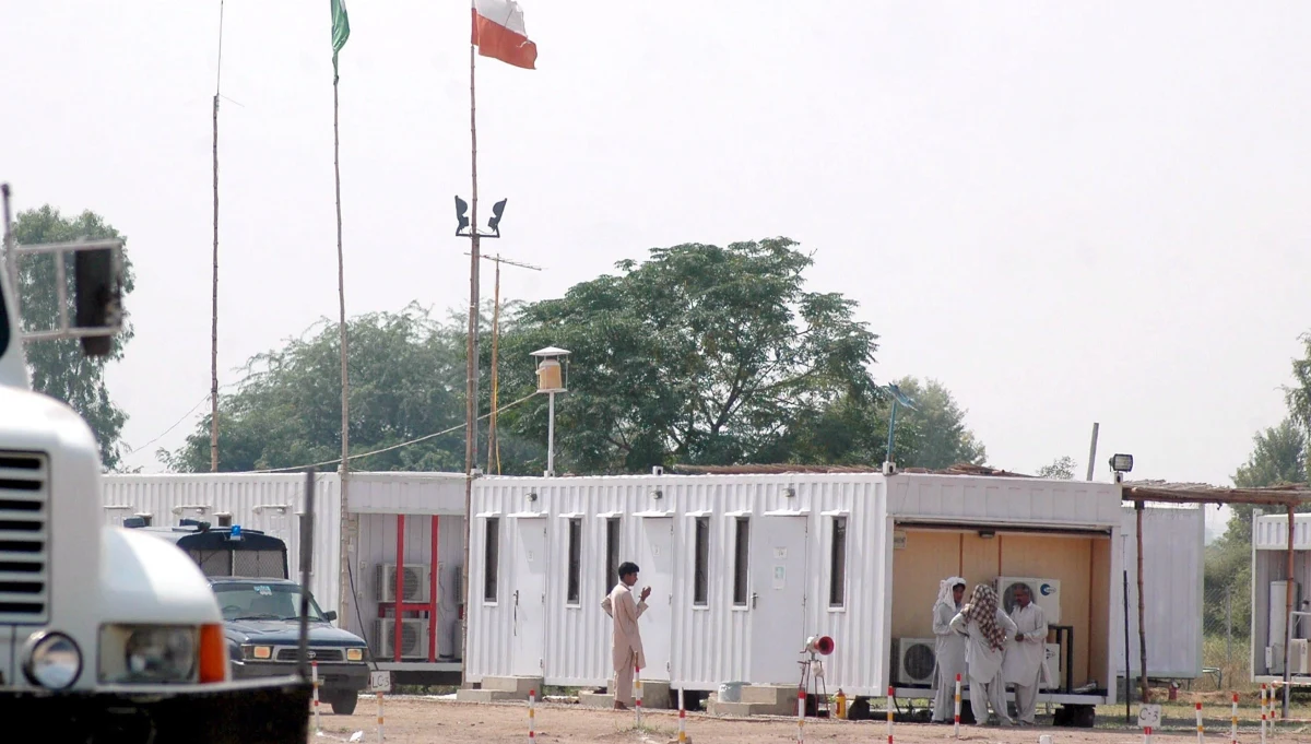 Sześciu pracowników Geofizyki Kraków zostało porwanych w Pakistanie. Uprowadzeni to Pakistańczycy. "Wśród porwanych nie ma polskich obywateli" - potwierdziła na Twitterze rzeczniczka MSZ Joanna Wajda. 