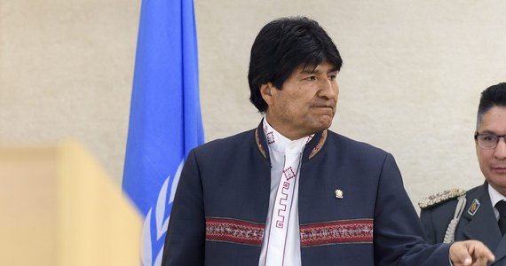 Prezydent Boliwii Evo Morales uczestniczył w niedzielę w rytualnych, prowadzonych przez Indian z plemienia Ajmarów, modlitwach o deszcz. W kraju panuje bowiem największa od 1980 roku susza.