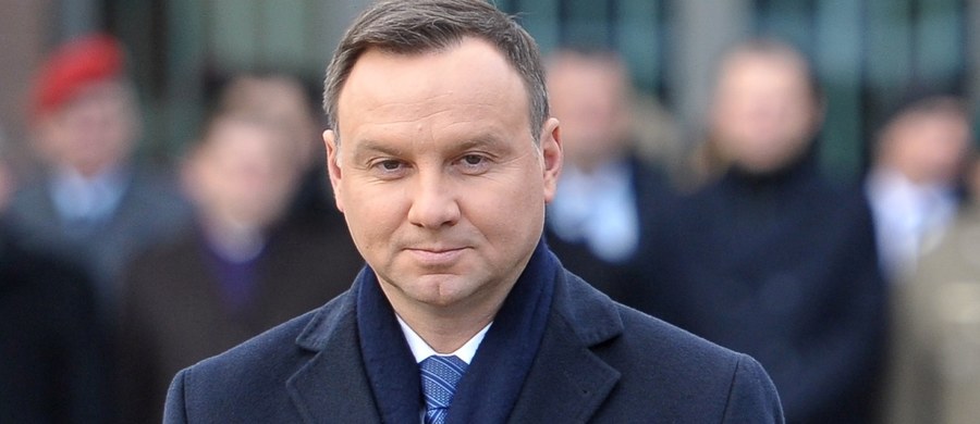 Prezydent Andrzej Duda z małżonką Agatą Kornhauser-Dudą udają się we wtorek z oficjalną wizytą do Szwecji. Para prezydencka zostanie przyjęta przez króla Karola XVI Gustawa i królową Sylwię. Duda spotka też z premierem Szwecji. Rozmowy będą dotyczyły m.in. innowacyjności i bezpieczeństwa.