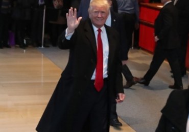 Trump chce karać za spalenie amerykańskiej flagi. M.in. utratą obywatelstwa