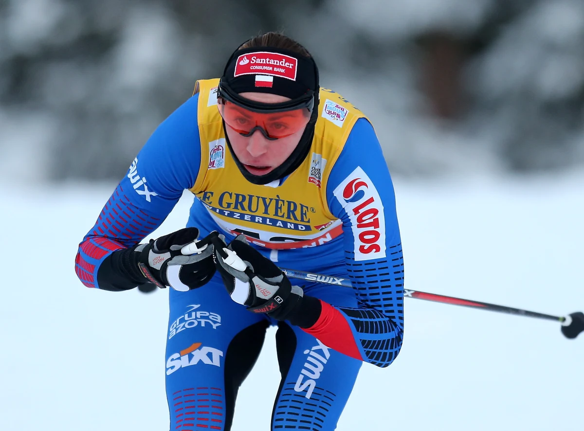 Na ćwierćfinale i 16. miejscu zakończyła Justyna Kowalczyk rywalizację w sprincie techniką klasyczną w norweskim Lillehammer. Polka zajęła w swojej serii trzecie miejsce - wyprzedziły ją Norweżki Heidi Weng i Marit Bjoergen. Ostatecznie w całej imprezie triumfowała Weng przed swoją rodaczką Maiken Caspersen Fallą i Szwedką Hanną Falk.